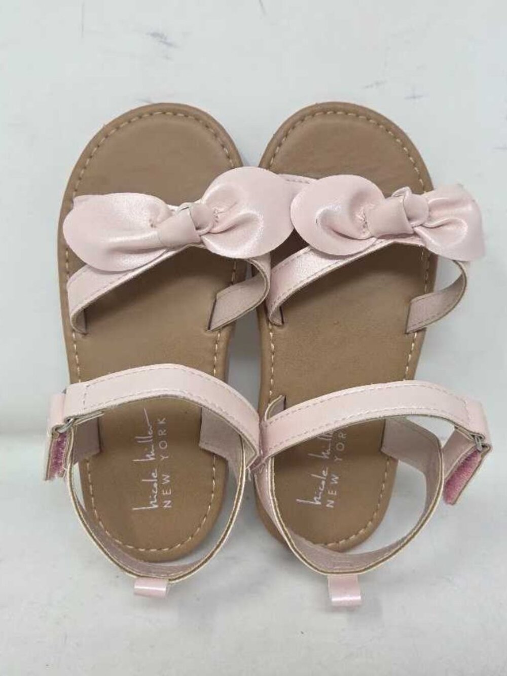 Toddler girl's 10 Nicole Miller pink strappy sandals with bow